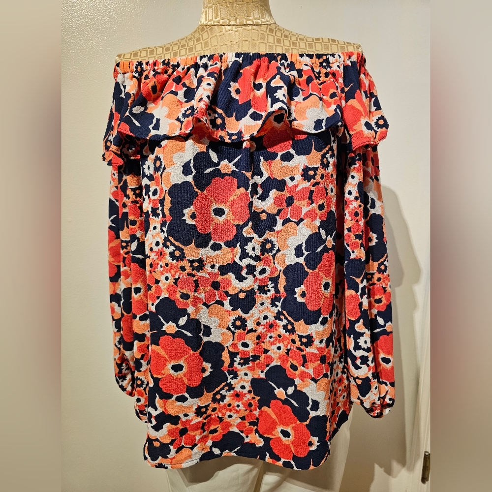 Michael Kors blouse. Size XL